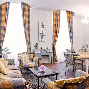 https://appartamento-salimbeni.it-tuscanyhotel.com
