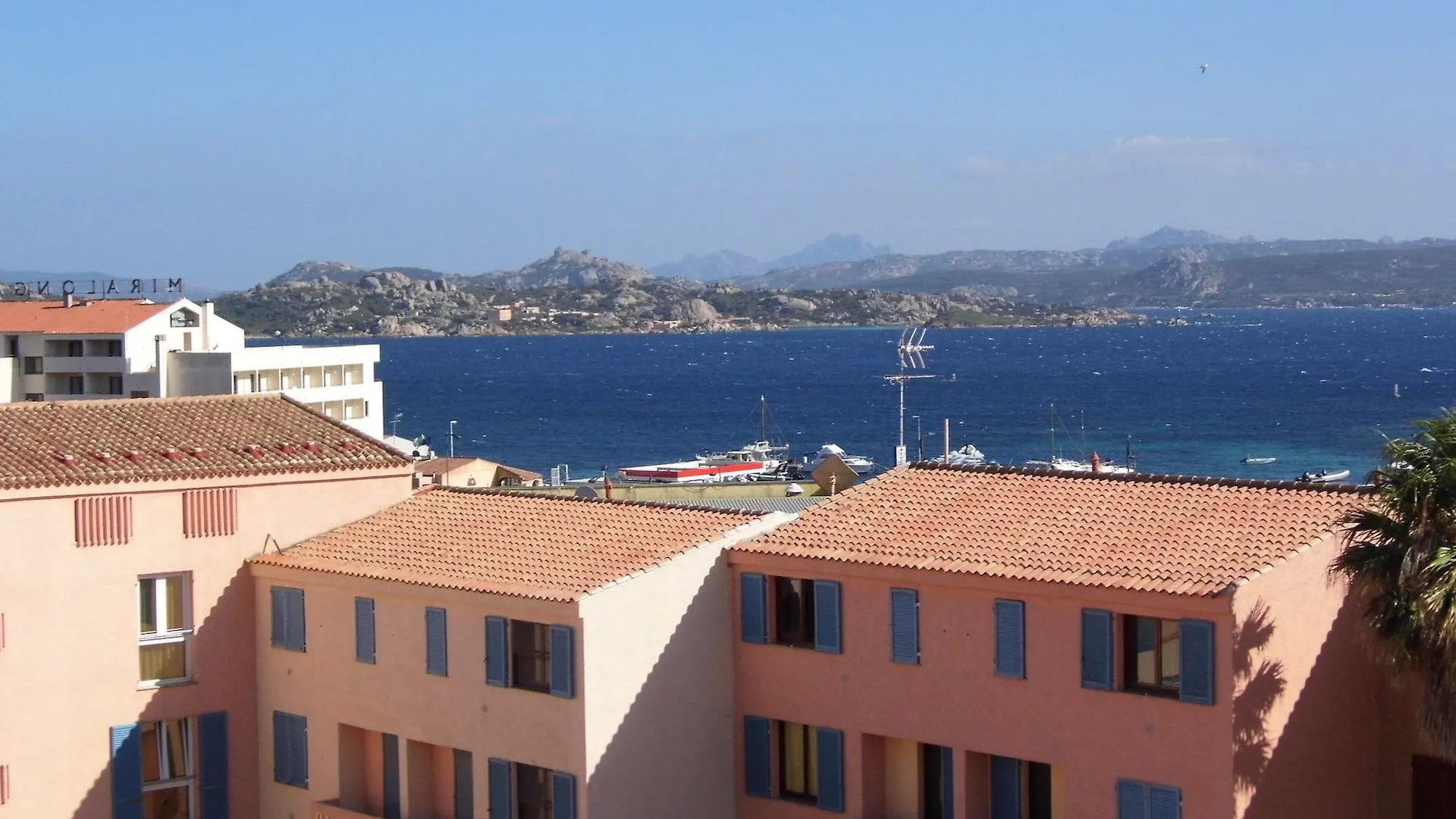 Le Nereidi Hotel & Residence Con Piscina-Tennis-Fitness-Parcheggio Coperto-Sala Conferenze La Maddalena