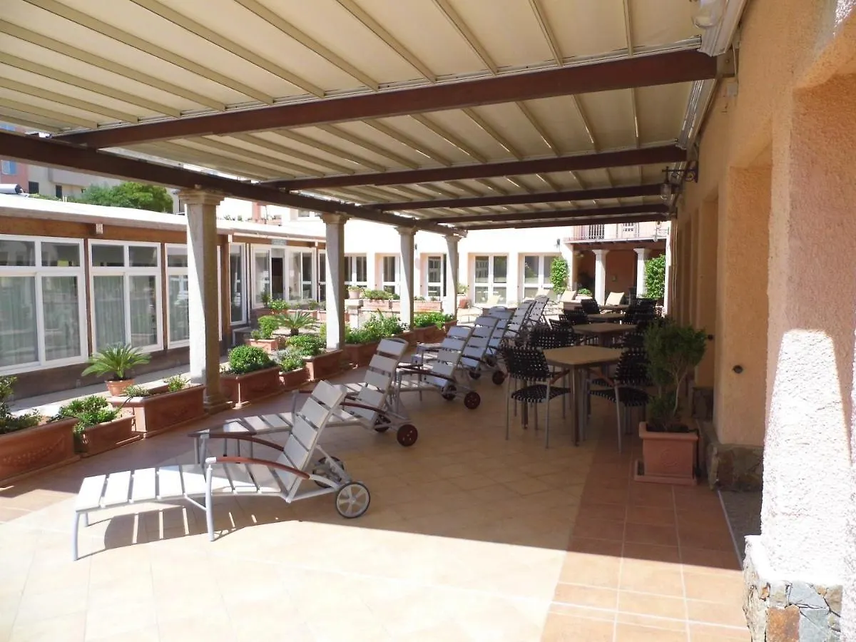 Le Nereidi Hotel & Residence Con Piscina-Tennis-Fitness-Parcheggio Coperto-Sala Conferenze La Maddalena