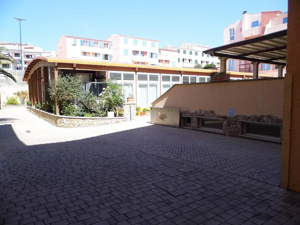 ***  Le Nereidi Hotel & Residence Con Piscina-Tennis-Fitness-Parcheggio Coperto-Sala Conferenze La Maddalena  Italy